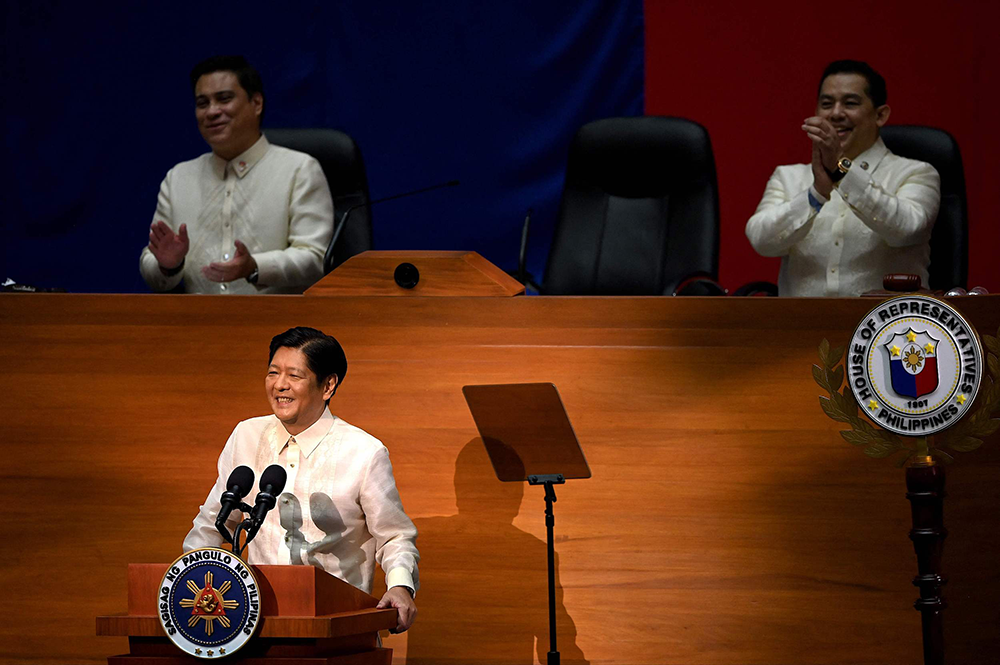 菲律宾新总统马科斯发表国情咨文，专家：未来六年执政路线图