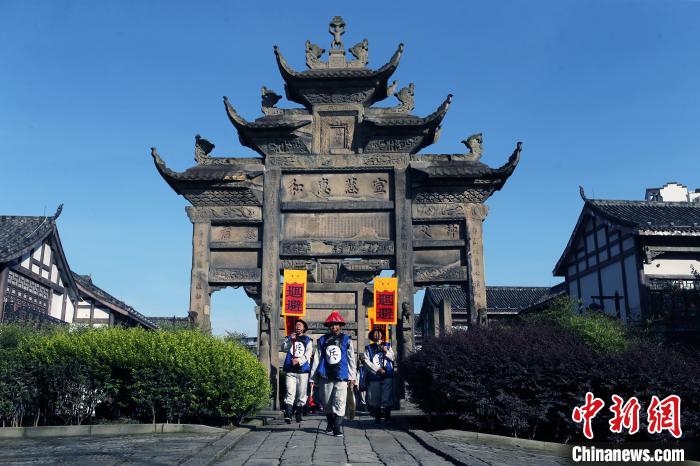 海内外知名摄影师走进四川隆昌 领略“中国石牌坊之乡”之美 　